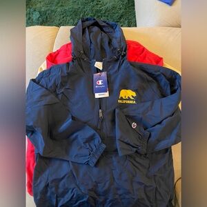 Champion branded California Golden Bears Windbreaker Jacket – Size Large